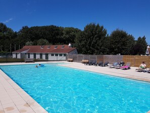 Outdoor pool - Tidy Cottage With Terrace, not far From De Panne (De Panne)