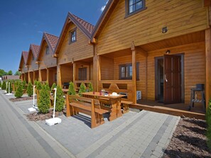 House | Exterior - Well Equipped Holiday House Located 800 m From the sea (Mielno)