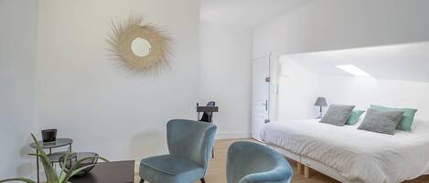 1 camera, ferro/asse da stiro, Wi-Fi, lenzuola