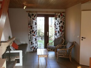 Fireplace - Cozy Holiday Home with Fireplace near Malmédy (Malmedy)