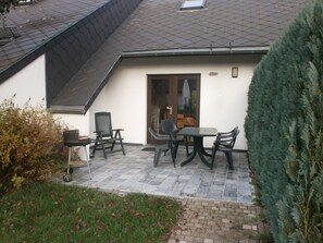 Exterior - Cozy Holiday Home with Fireplace near Malmédy (Malmedy)