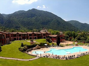 Apartment | Pool | Outdoor pool - Apartment in Idro With Lake and Mountain Views (Idro)