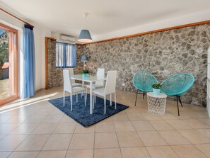 Dining - Beautiful Villa With Pool and Fantastic sea View in the Enchanting Amalfi Coast (Massa Lubrense)
