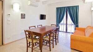 Living room - Modern Holiday Home in Pedaso With Pool (Pedaso)