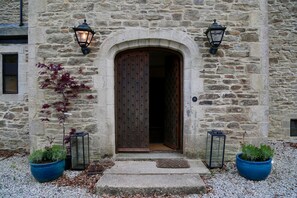 Exterior detail - Stunning retreat in countryside near the coast  (Truro)