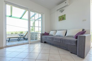 House | Living room