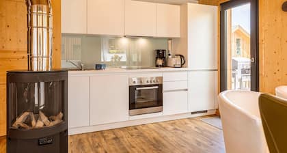 Modern Wooden Chalet in Sankt Georgen ob Murau with Hot Tub