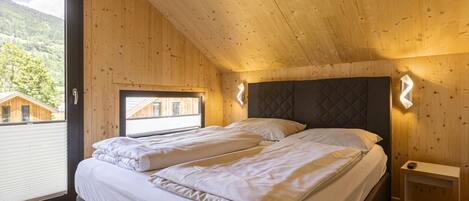 3 bedrooms, individually furnished, bed sheets