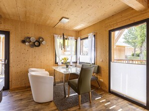 Chalet | Tempat makan