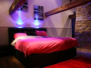House | 2 bedrooms, individually furnished