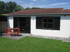 Exterior - Cozy Cottage With Terrace, not far From De Panne (De Panne)