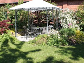 Balcony - Apartment in Klütz With Terrace and Garden (Kluetz)