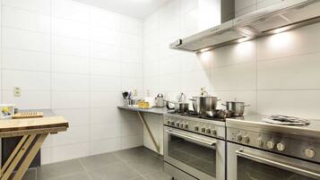 House | Private kitchen | Highchair