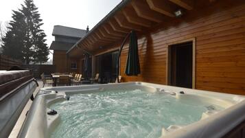 Tempat makan outdoor