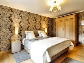 Huis | 8 slaapkamers, individueel gemeubileerd, beddengoed