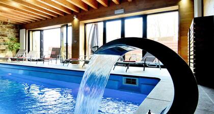 Walk Luxury Stay With Pool