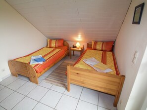 บ้านพัก | 2 ห้องนอน, ตกแต่งพิเศ ษโดยเฉพาะ, ผ้าปูที่นอน