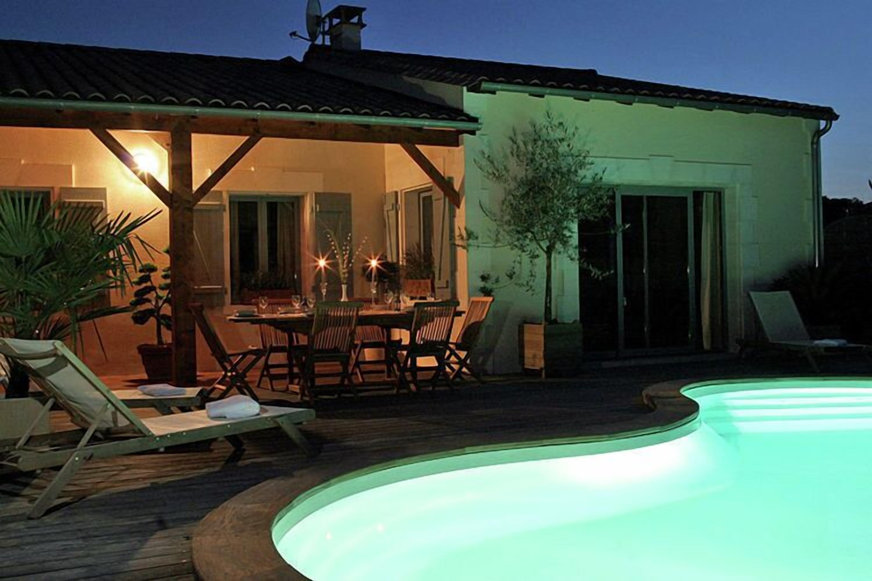 House | Pool | Outdoor pool