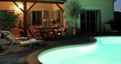 Luxurious Villa With Terrace in the Rural Chalais