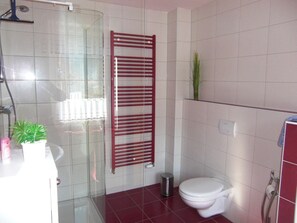Bathroom - Cozy Holiday Home in Neuwerk With Private Terrace (Oberharz am Brocken)