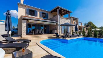 Biệt thự | Ngoại thất