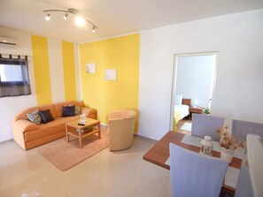 Apartment | Living area