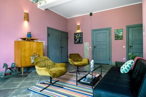 Apartment | Living room | Fireplace - Ferienwohnung in Steffenshagen mit Terrasse (Steffenshagen)