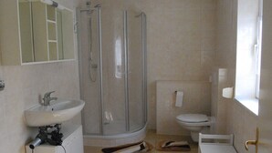 Apartment | Badezimmer