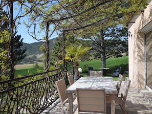 Balcony - Great Detached House Near Die With Magnificent View and Beautiful Garden (Marignac-en-Diois)