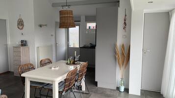 House | Tempat makan