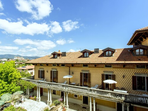 Pleasant Residence in Salò near Lake Garda