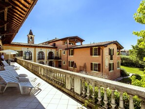 Balcony - Pleasant Residence in Salò near Lake Garda (Manerba del Garda)