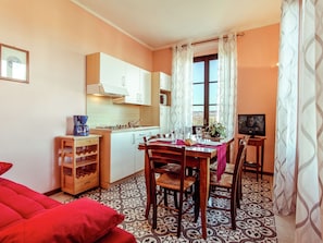 Living room - Pleasant Residence in Salò near Lake Garda (Manerba del Garda)