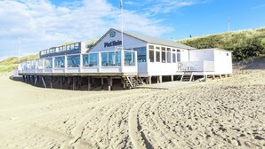 House | View from property - Beautiful Holiday Home Zeeroos in Zeeland (Koudekerke)