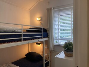 3 bedrooms, individually furnished - Holiday Home in Koudekerke Near Beach (Koudekerke)