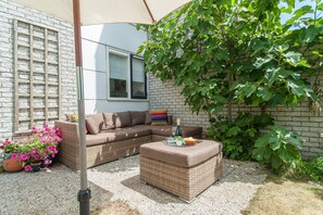 Balcony - Chic Beachside Stay w/ Sauna (Julianadorp)