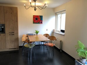 House | Dining