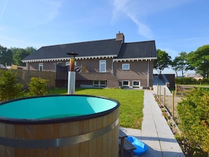 Pool - Lovely Holiday Home With Sauna in Wonderful Rural Location (Odiliapeel)