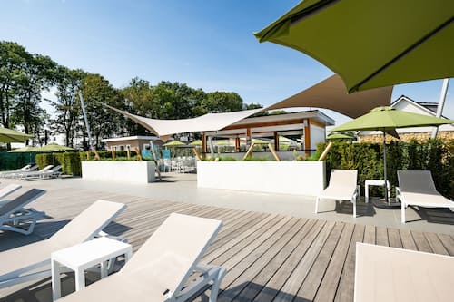 Bungalow | Pool | Outdoor pool