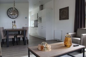 Dining - Holiday Home in Limburg With Outdoor Fireplace (Bemelen)