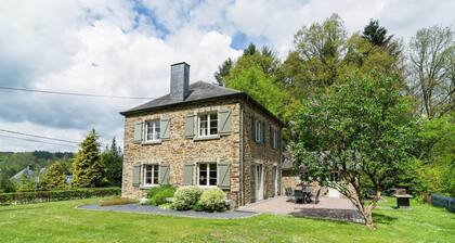 Sunny Garden Cottage, Alle