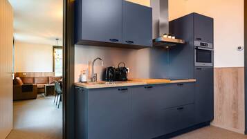 Microwave, coffee/tea maker