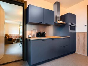 Microwave, coffee/tea maker - Captivating Holiday Home in Erp near Forest (Erp)