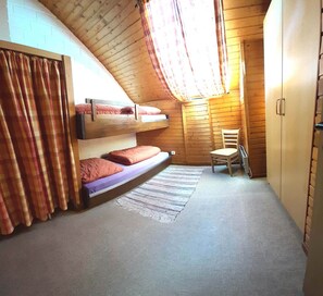 4 chambres, ameublement personnalisé