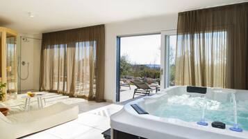 Villa | Bathroom | Shower