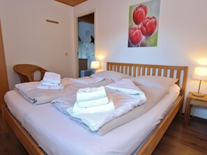 2 bedrooms, individually furnished - Charming Apartment in Maria Alm With Terrace (Saalfelden am Steinernen Meer)