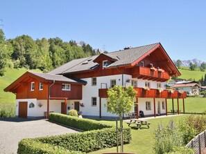 Exterior - Charming Apartment in Maria Alm With Terrace (Saalfelden am Steinernen Meer)