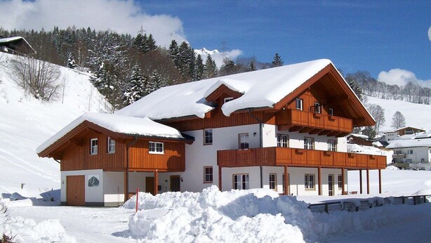 Exterior - Charming Apartment in Maria Alm With Terrace (Saalfelden am Steinernen Meer)