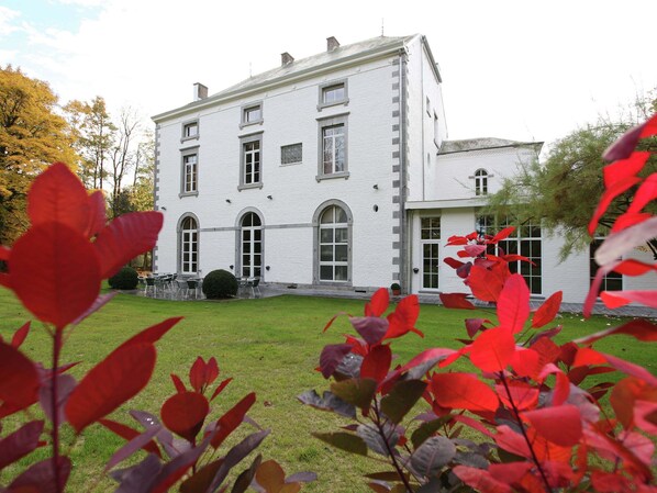 House | Exterior - Luxurious Mettet Mansion (Mettet)