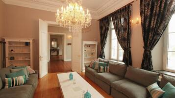 House | Living room | DVD player